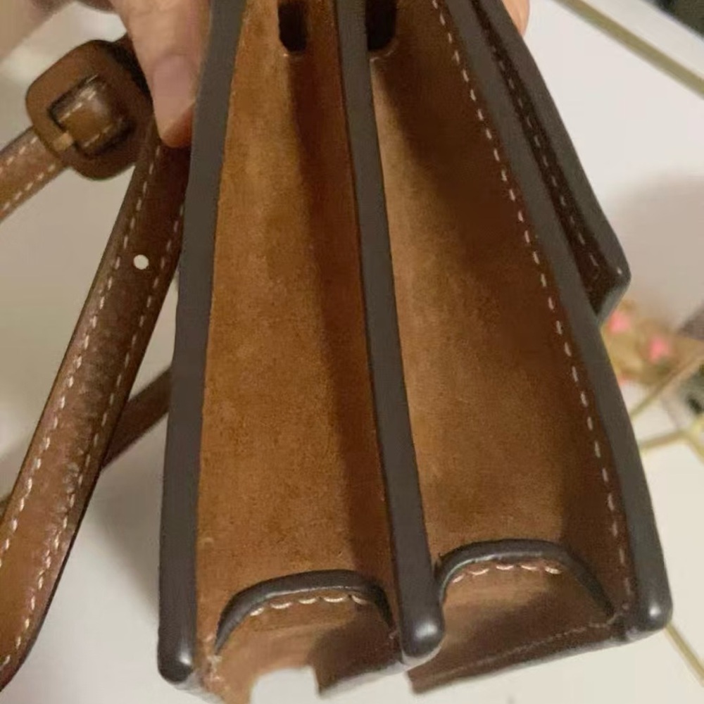 Tory Burch Classic Miller Shoulder Bag - Picture 4 of 5
